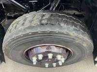 UDトラックスクオンダンプ大型（10t）[写真31]