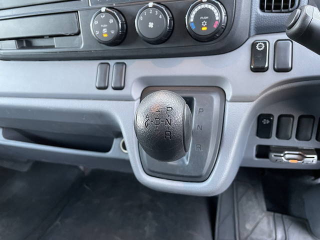 三菱ふそうキャンター幌ウイング小型（2t・3t）[写真15]