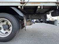 三菱ふそうキャンター幌ウイング小型（2t・3t）[写真26]