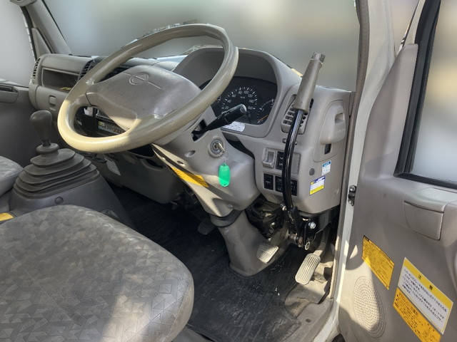 日野デュトロ高所作業車小型（2t・3t）[写真27]