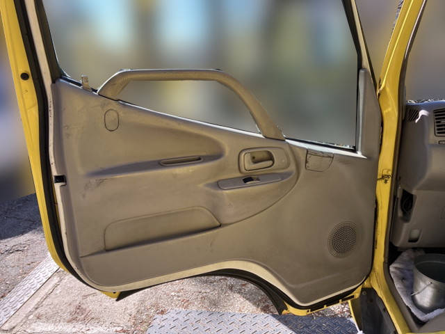 日野デュトロバキュームカー小型（2t・3t）[写真26]