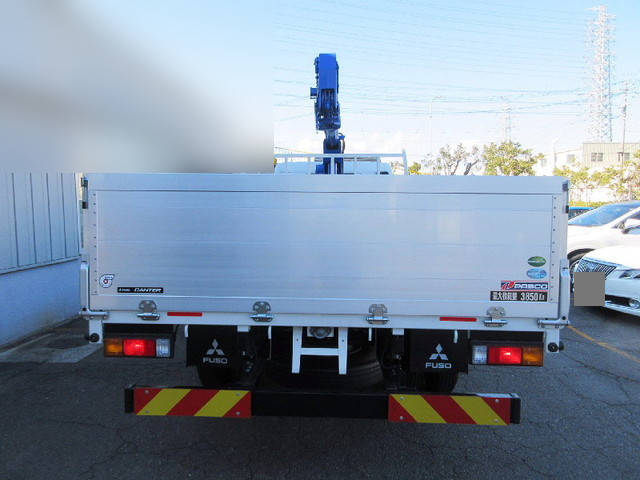 三菱ふそうキャンタークレーン4段小型（2t・3t）[写真06]