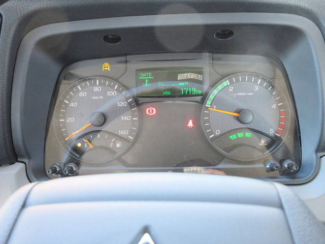 三菱ふそうキャンタークレーン4段小型（2t・3t）[写真07]