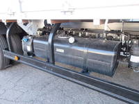 三菱ふそうキャンタークレーン4段小型（2t・3t）[写真09]