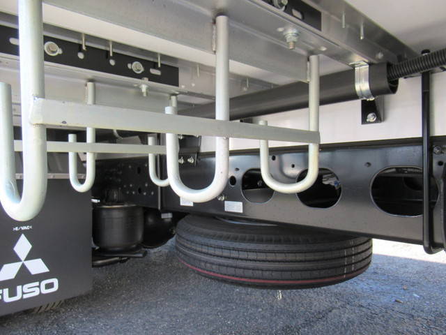 三菱ふそうファイターアルミウイング中型（4t）[写真25]