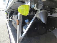 三菱ふそうファイターアルミウイング中型（4t）[写真08]