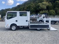 日産アトラスダブルキャブ（Wキャブ）小型（2t・3t）[写真09]