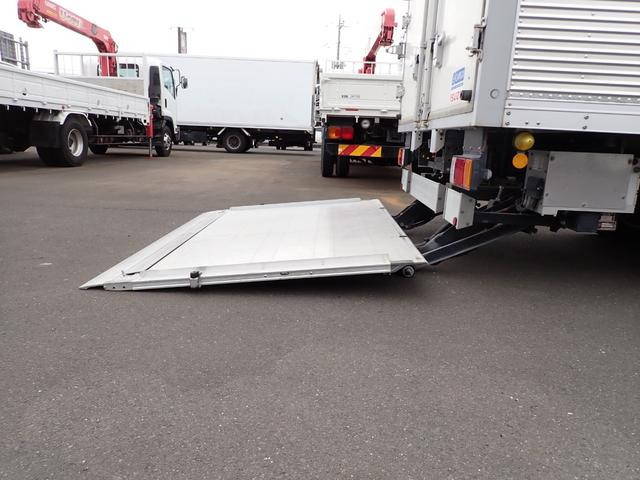 いすゞエルフアルミバン小型（2t・3t）[写真13]