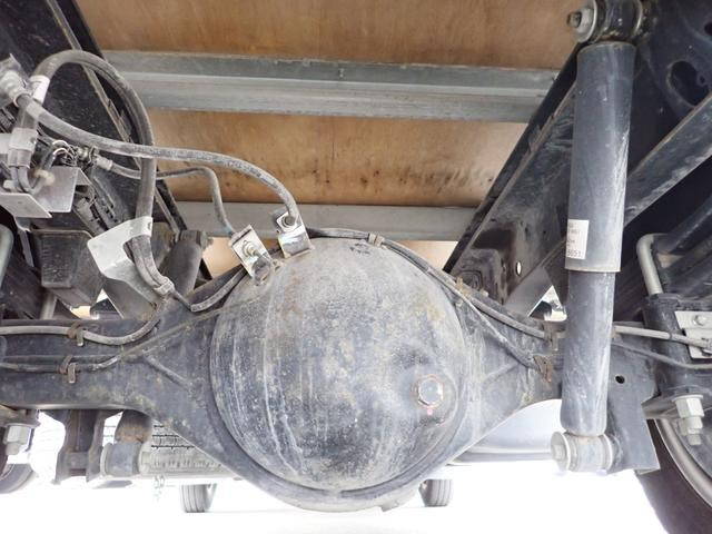 いすゞエルフアルミバン小型（2t・3t）[写真23]