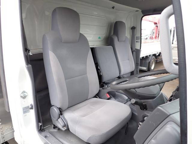 いすゞエルフアルミバン小型（2t・3t）[写真31]