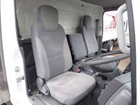 いすゞエルフアルミバン小型（2t・3t）[写真31]