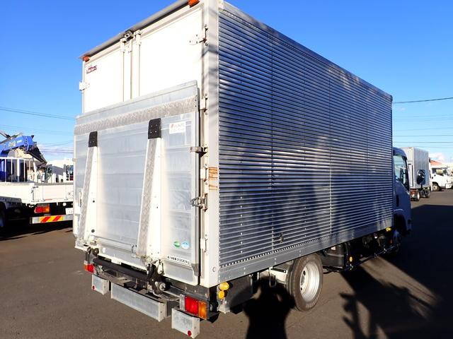 いすゞエルフアルミバン小型（2t・3t）[写真04]