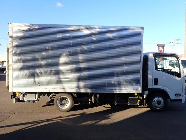 いすゞエルフアルミバン小型（2t・3t）[写真07]