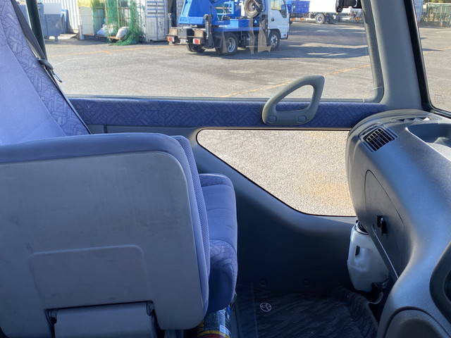 トヨタコースターマイクロバス[写真15]