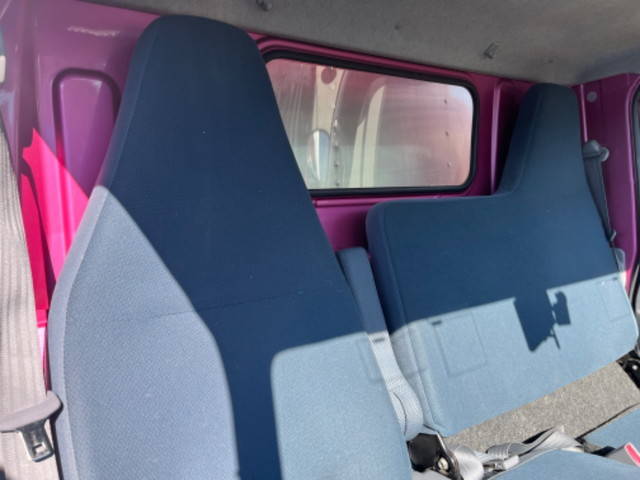 三菱ふそうキャンターアルミバン小型（2t・3t）[写真27]