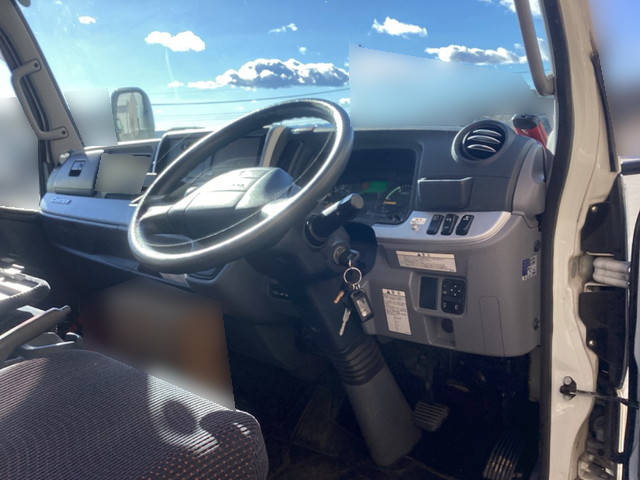 三菱ふそうキャンターセーフティローダー小型（2t・3t）[写真33]