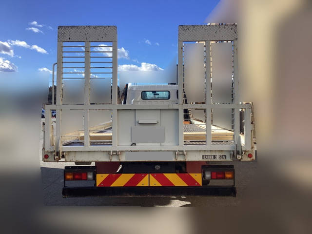 三菱ふそうキャンターセーフティローダー小型（2t・3t）[写真09]