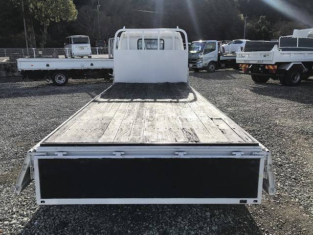 日野デュトロ平ボディ小型（2t・3t）[写真11]
