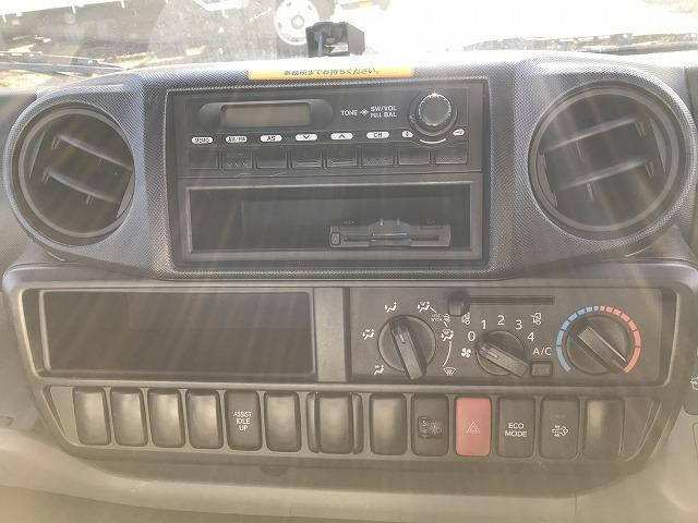 日野デュトロ平ボディ小型（2t・3t）[写真30]