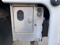 いすゞエルフ平ボディ小型（2t・3t）[写真27]