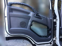 いすゞフォワードコンテナ専用車中型（4t）[写真22]