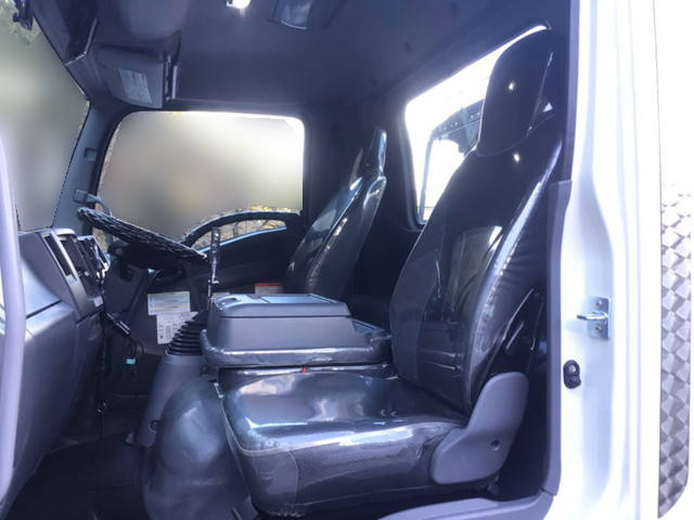 いすゞフォワードコンテナ専用車中型（4t）[写真24]