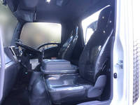 いすゞフォワードコンテナ専用車中型（4t）[写真24]