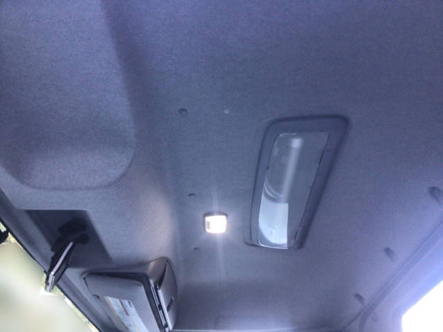 いすゞフォワードコンテナ専用車中型（4t）[写真25]