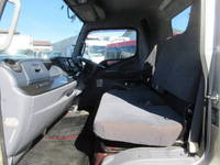 三菱ふそうキャンタークレーン6段小型（2t・3t）[写真15]