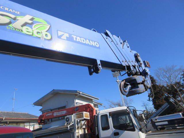 三菱ふそうキャンタークレーン6段小型（2t・3t）[写真17]