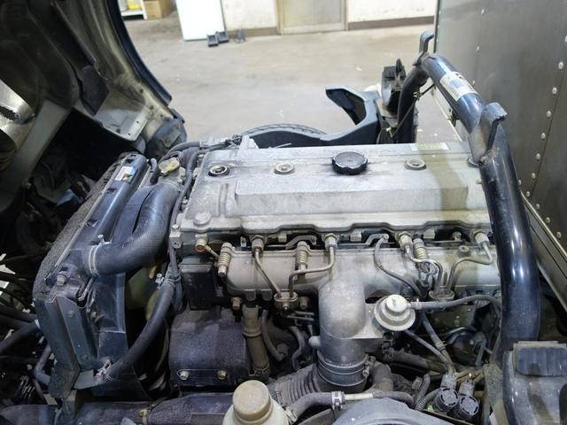 三菱ふそうキャンターアルミバン小型（2t・3t）[写真17]