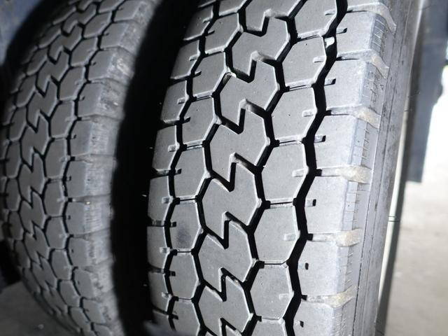 三菱ふそうキャンターアルミバン小型（2t・3t）[写真20]