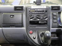 三菱ふそうキャンターアルミバン小型（2t・3t）[写真25]