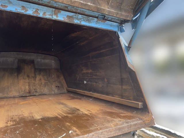 日野デュトロパッカー車（塵芥車）小型（2t・3t）[写真12]