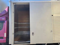 三菱ふそうキャンターアルミバン小型（2t・3t）[写真06]