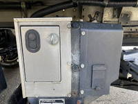 いすゞエルフアルミバン小型（2t・3t）[写真19]