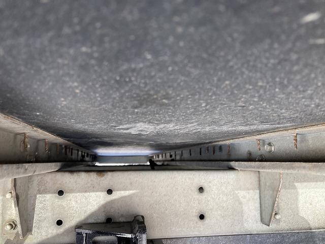 いすゞエルフアルミバン小型（2t・3t）[写真24]