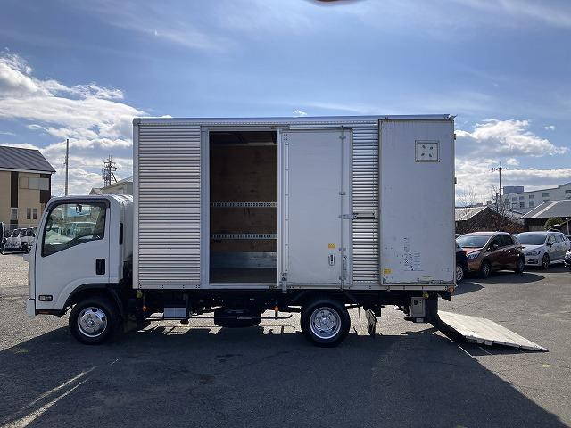 いすゞエルフアルミバン小型（2t・3t）[写真08]