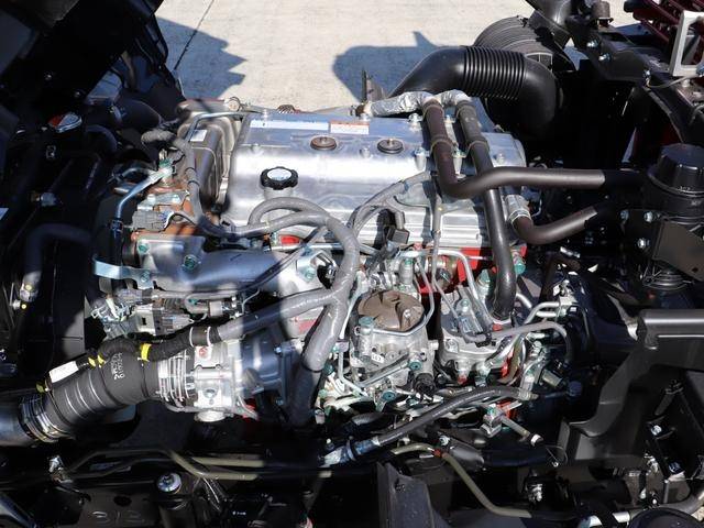 日野レンジャーセルフクレーン4段増トン（6t・8t）[写真37]