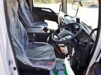 日野レンジャーセルフクレーン4段増トン（6t・8t）[写真07]