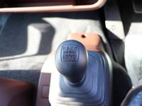 日野レンジャーセルフクレーン4段増トン（6t・8t）[写真09]