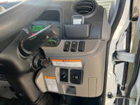 三菱ふそうキャンター平ボディ小型（2t・3t）[写真28]