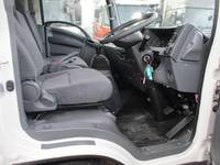 いすゞエルフアルミバン小型（2t・3t）[写真14]