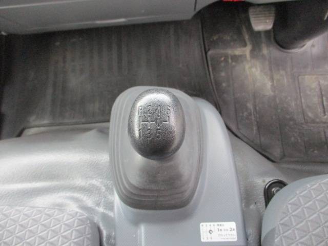 いすゞエルフアルミバン小型（2t・3t）[写真19]