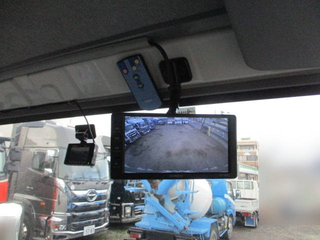 いすゞエルフアルミバン小型（2t・3t）[写真21]