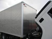 いすゞエルフアルミバン小型（2t・3t）[写真24]