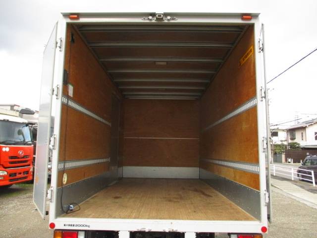 いすゞエルフアルミバン小型（2t・3t）[写真05]