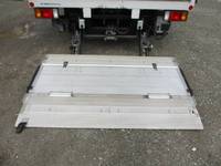 いすゞエルフアルミバン小型（2t・3t）[写真08]