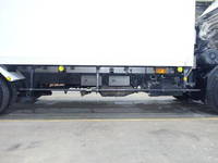 いすゞフォワード冷凍車（冷蔵車）中型（4t）[写真14]