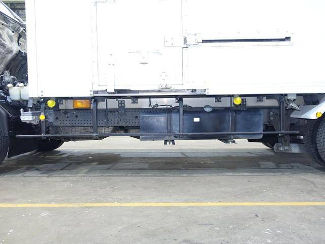 いすゞフォワード冷凍車（冷蔵車）中型（4t）[写真14]